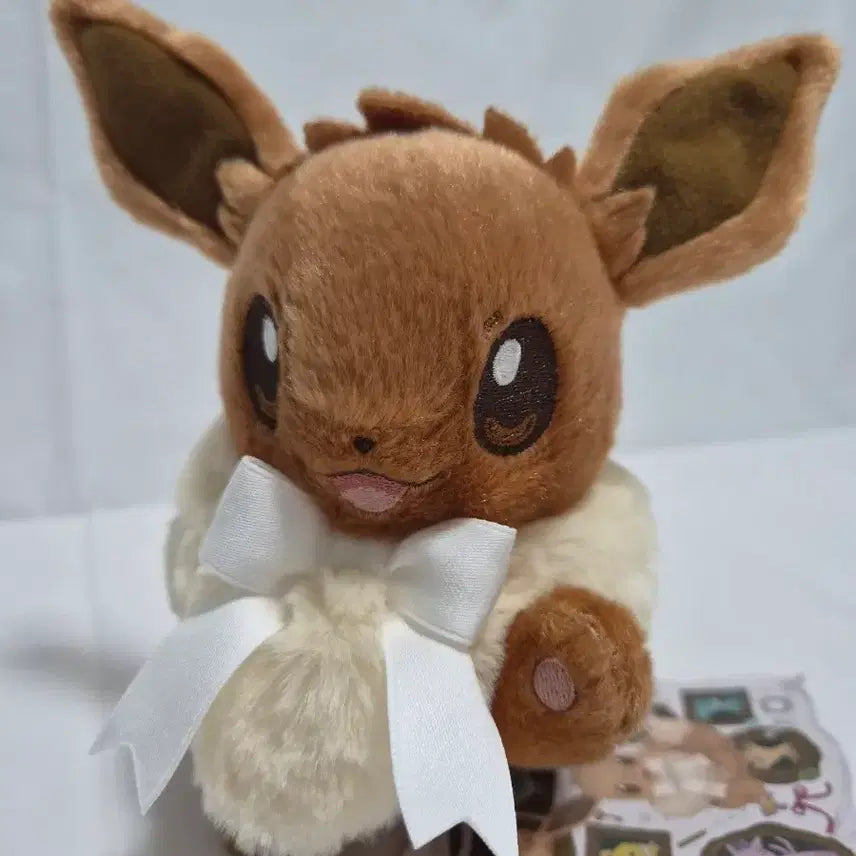 [BUNJANG] High Five Eevee Plush Toy New / 하이파이브 이브이 인형 일포센 새상품
