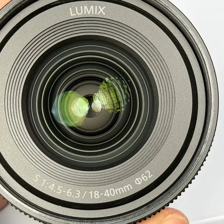 [BUNJANG] Panasonic Lumix S 18-40mm F4.5-6.3 Full-Frame Lens / 루믹스 S 18-40mm F4.5-6.3 렌즈