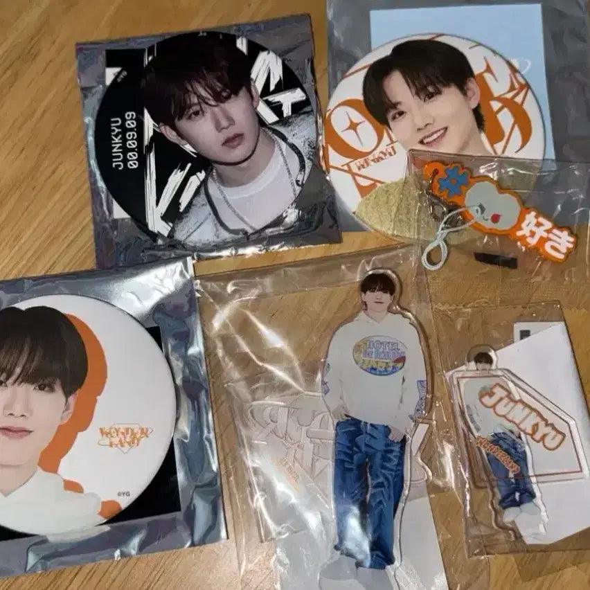 [BUNJANG] TREASURE Junkyu ILTS Collection Bundle Set / 트레저 준규 일투 굿즈 판매