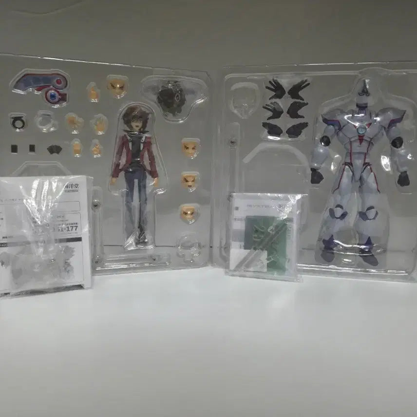 [BUNJANG] Kaiyodo Revoltech Yugioh Judai &amp; Neos Figure / 리볼텍 유희왕 쥬다이&amp;네오스 피규어