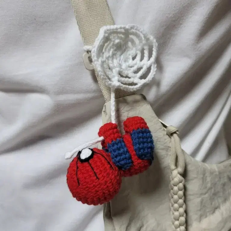 [BUNJANG] Handmade Knitted Spider-Man Keychain / 핸드메이드 뜨개 스파이더맨