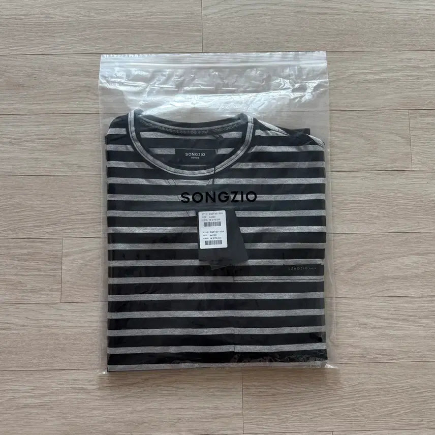 [BUNJANG] Songzio Homme Paris Stripe T-Shirt Black / [새제품] 송지오옴므 파리 스트라이프 티셔츠 블랙 - 44