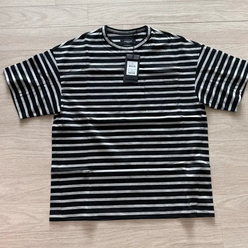 [BUNJANG] Songzio Homme Paris Stripe T-Shirt Black / [새제품] 송지오옴므 파리 스트라이프 티셔츠 블랙 - 44