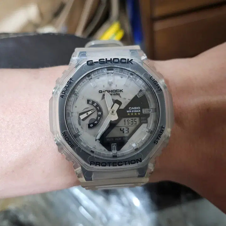 [BUNJANG] Casio G-Shock 40th Anniversary Clear Remix 2100 GA-2140RX-7A Watch / 카시오 G-SHOCK 40주년 클리어 리믹스 2100