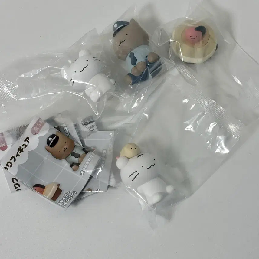 [BUNJANG] White Tiger and Black Tiger Gacha Set / 화이트타이거와 블랙타이거 가챠 세트