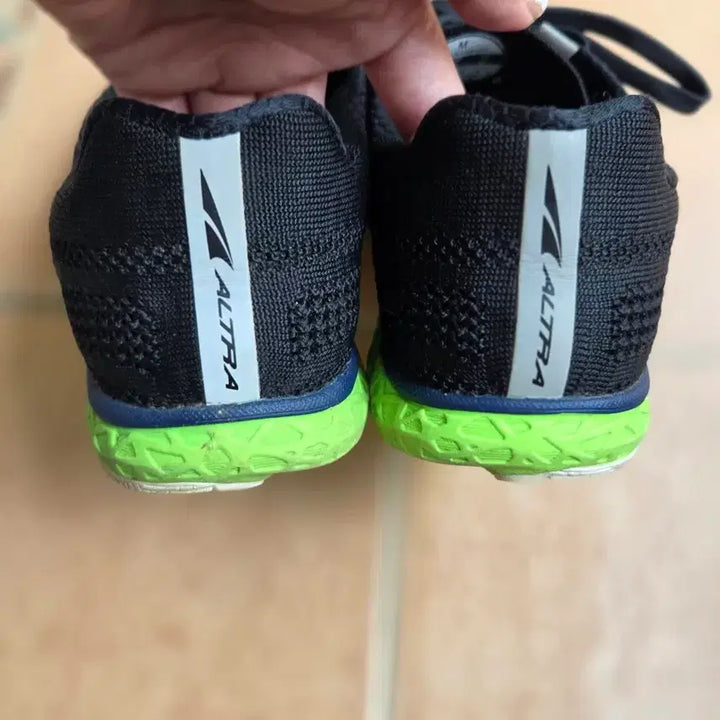 [BUNJANG] Altra Escalante Running Shoes Black/Fluorescent 260 / 알트라 에스스칼란테 검/형광 260