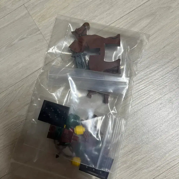 [BUNJANG] Lego Minifigures Series 16 - Robin Hood (2 Units) / 레고 71013 로그 궁수 2개 + 서비스