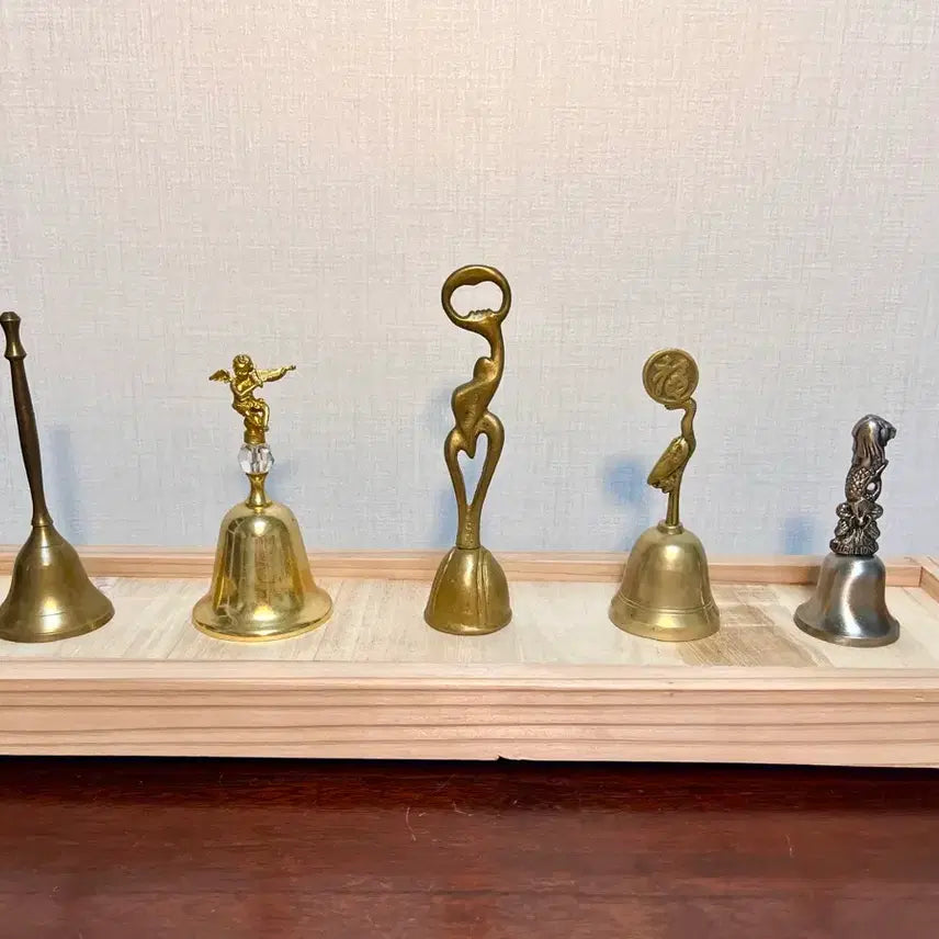 [BUNJANG] Dongbronze Antique Handbell Set with Wooden Stand (5 Pieces) / 동브론즈 앤틱 핸드벨 5개세트(원목좌대포함)