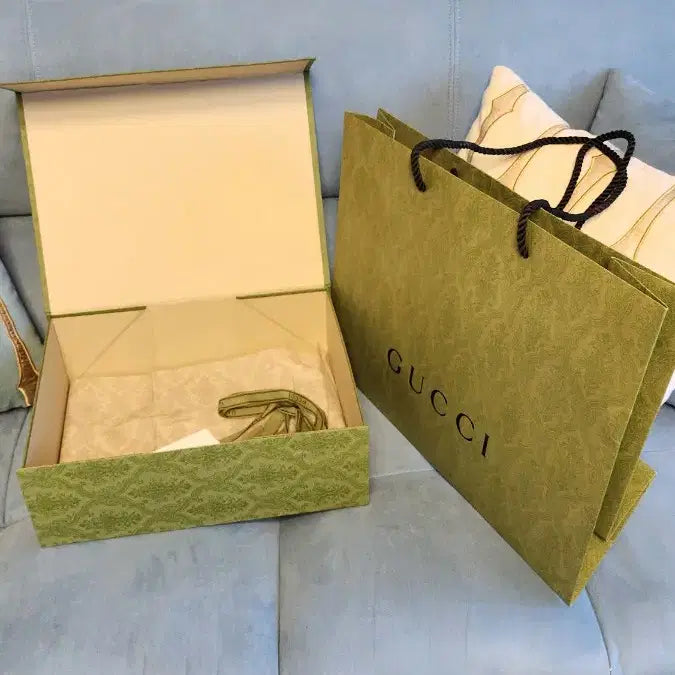 [BUNJANG] Gucci Bag Magnetic Box Set with Shopping Bag and Accessories / G10-2)구찌 가방자석박스셋트 (27*36*12)