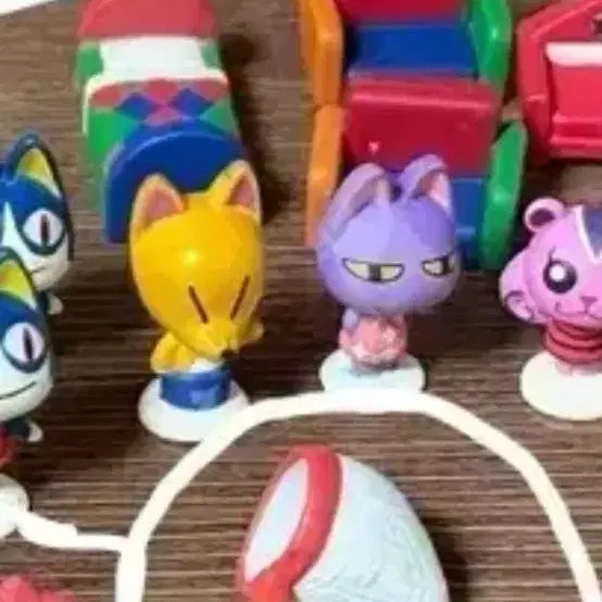 [BUNJANG] Animal Crossing: Make a Home With You Villager Figures (Yook, Heejuk) / 고전 동물의숲 숲을만들자 여욱,히죽