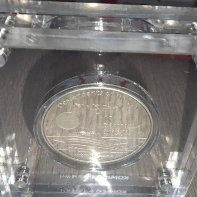 [BUNJANG] Song Hye Kyo Descendants of the Sun 1 oz 99.9% Silver Coin / 송혜교 태양의후예 1온스 99.9% 은화