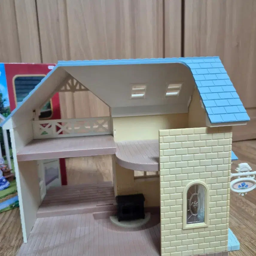 [BUNJANG] Sylvanian Families Bluebell Cottage Gift Set / 실바니안 패밀리 블루벨 코티지 선물 세트