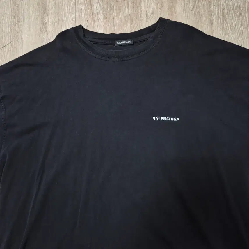 [BUNJANG] Balenciaga DEFILE Lettering Short Sleeve T-Shirt XL / 발렌시아가 DEFILE 레터링 반팔티셔츠 XL(105)