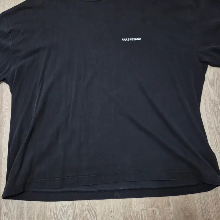 [BUNJANG] Balenciaga DEFILE Lettering Short Sleeve T-Shirt XL / 발렌시아가 DEFILE 레터링 반팔티셔츠 XL(105)