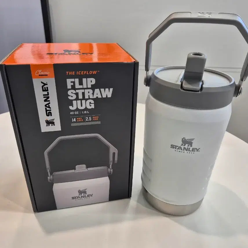 [BUNJANG] Stanley IceFlow Flip Straw Tumbler 1.18L (40oz) Sealed / 스탠리 아이스플로우 플립 스트로우 저그 1.18L 미개봉 새상품
