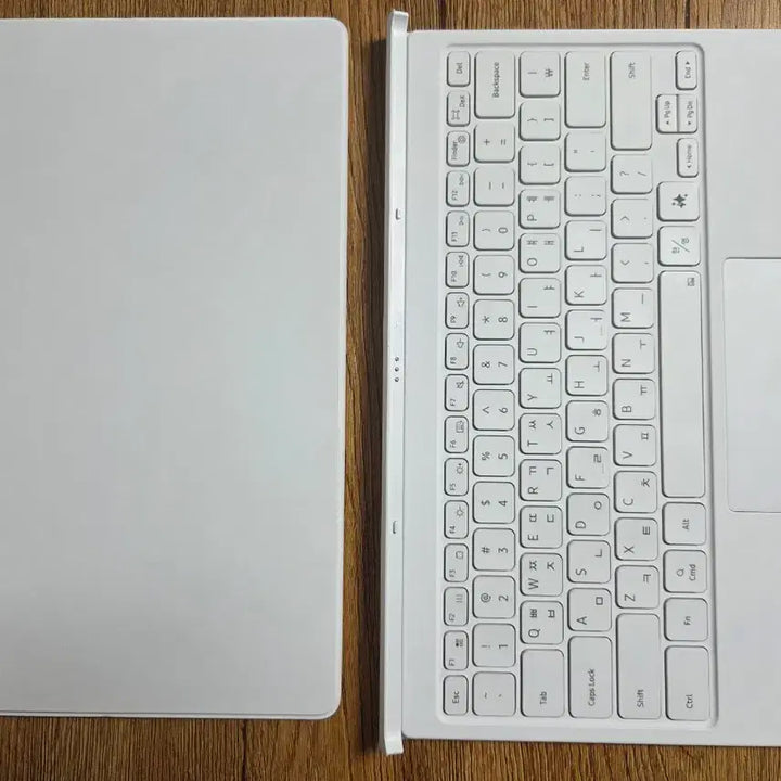 [BUNJANG] Samsung Galaxy Tab S10 AI Book Cover Keyboard White / 삼성 갤럭시탭 S10 AI 북커버 키보드 화이트