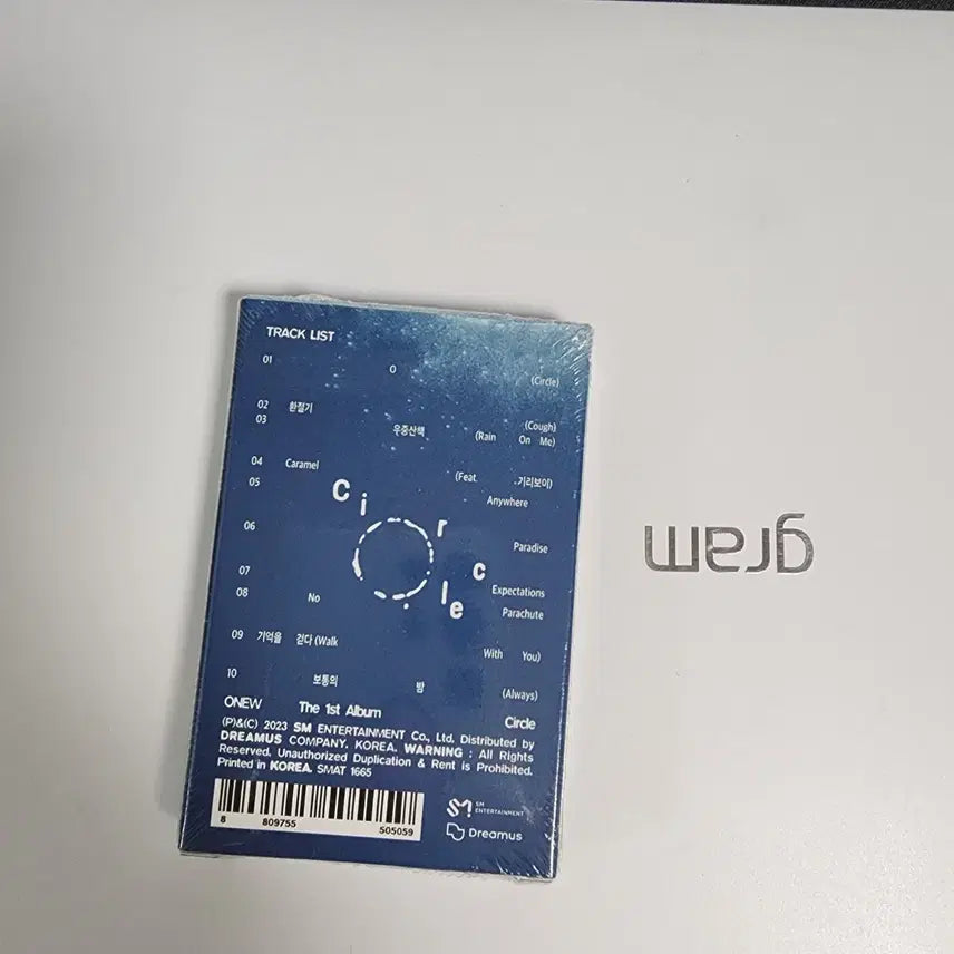 [BUNJANG] ONEW Circle 1st Album / 온유(ONEW) Circle 미개봉앨범