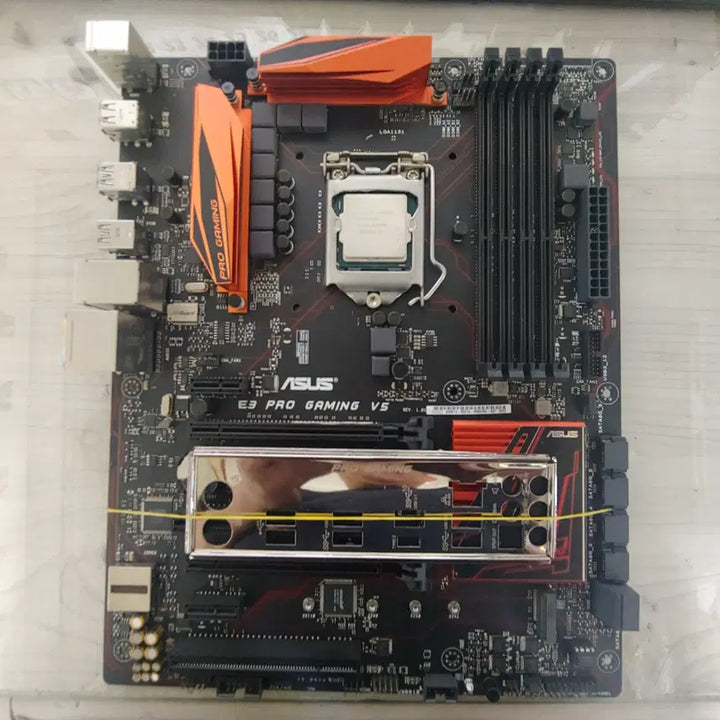 [SOLD OUT] 제온E3-1230V5 CPU와 ASUS E3 PRO GAMING V5보드