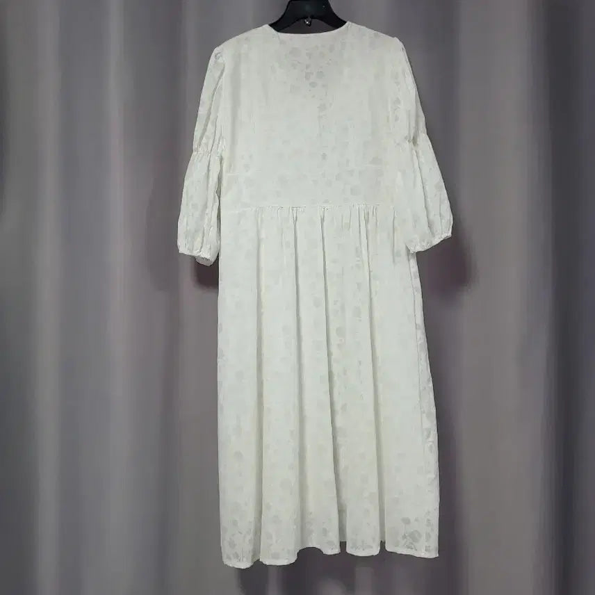 [BUNJANG] White Floral Dress / 화이트 플로럴 원피스
