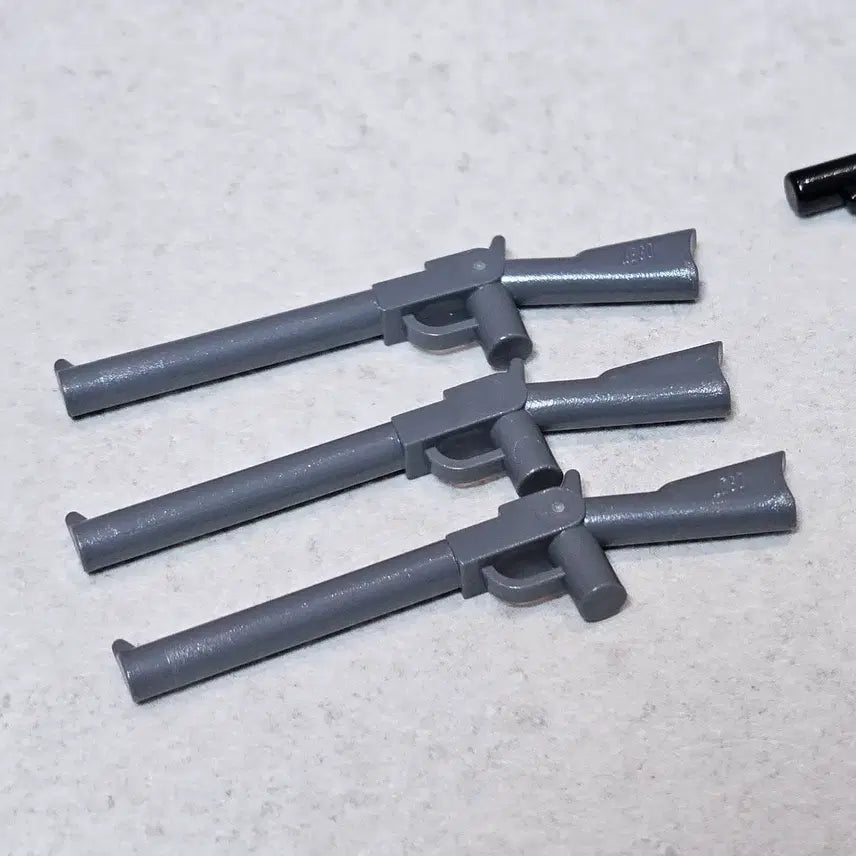 [BUNJANG] LEGO Original Military Weapon Accessories Set - 50 Pieces / [미사용] 레고 정품 밀리터리 총 소품 50개 일괄