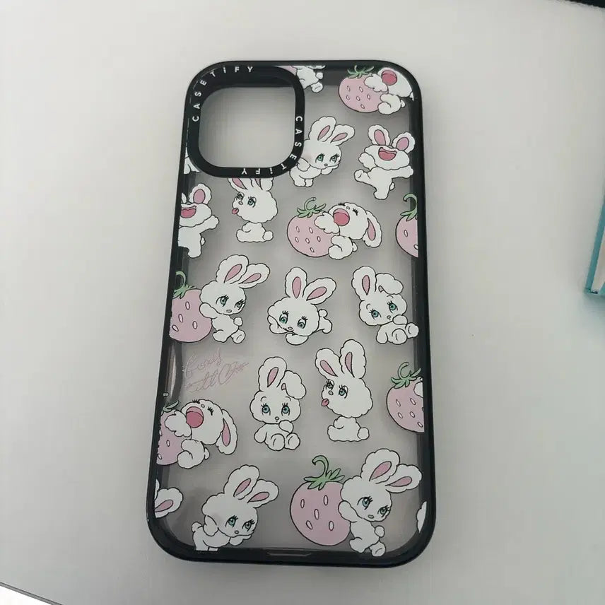 [BUNJANG] Casetify Strawberry Mix Case for iPhone 16 Plus / 케이스티파이 스트로베리믹스 케이스 (16플러스)
