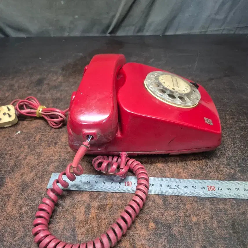 [BUNJANG] Goldstar Red Rotary Dial Telephone (1981) / 1981년 골드스타  빨간색 다이얼 전화기