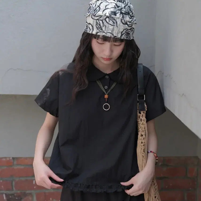 [BUNJANG] Tilde Seoul Eiffel Frill Short Sleeve Blouse (Black/White) / 틸데서울 에펠 프릴 반팔 블라우스 블랙 화이트 일괄