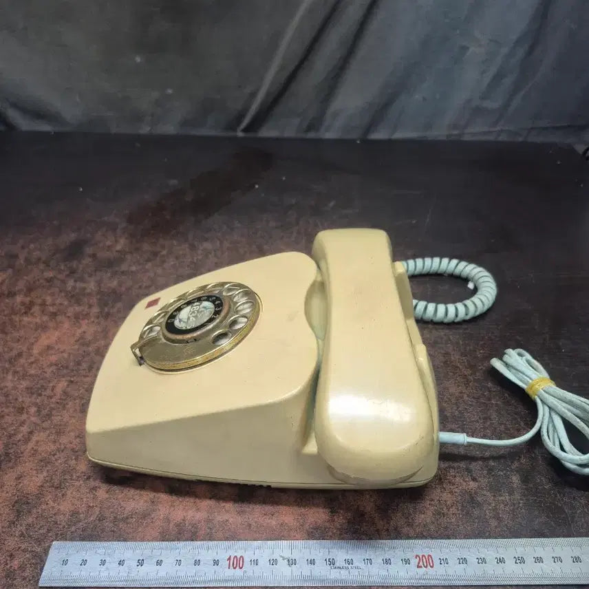 [BUNJANG] 1981 Goldstar Vintage Rotary Dial Telephone Beige / 1981년 골드스타 빈티지 회전 다이얼 전화기 베이지