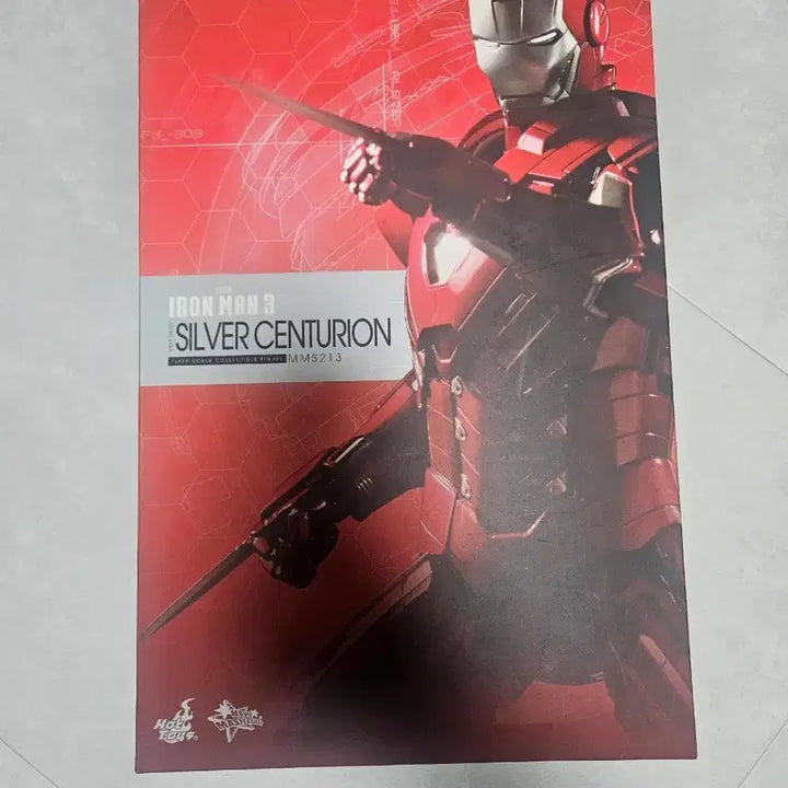 [BUNJANG] Hot Toys Iron Man Silver Centurion / 핫토이 아이언맨 실버센츄리온