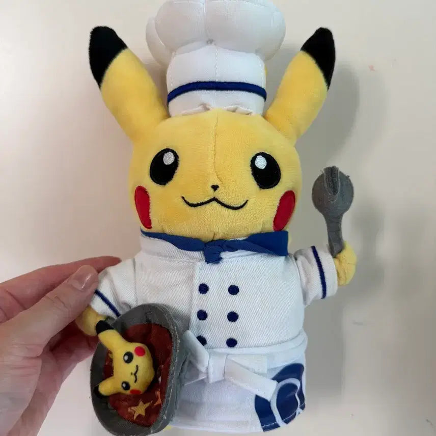 [BUNJANG] Pokemon Chef Doll / 포켓몬카페 포켓몬 요리사 인형
