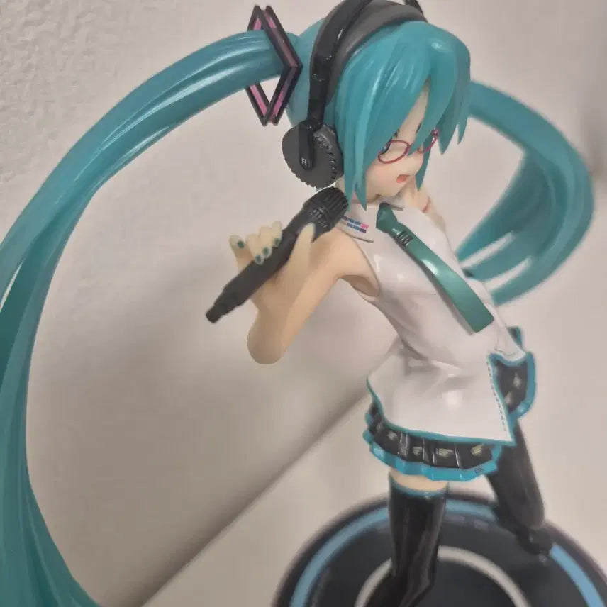 [BUNJANG] Alter Hatsune Miku Figure / lat식 미쿠 피규어