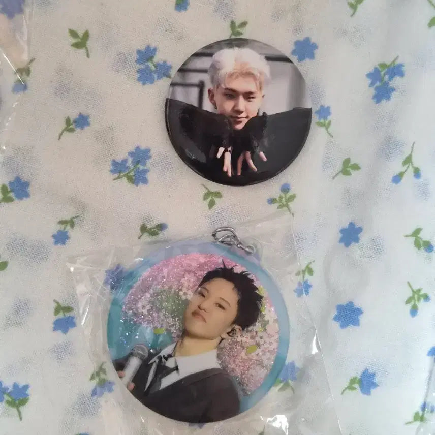 [BUNJANG] SEVENTEEN Hoshi Birthday Cafe Lucky Draw Acrylic Stand, Keyring, Badge Set / 세븐틴 호시 생카 특전