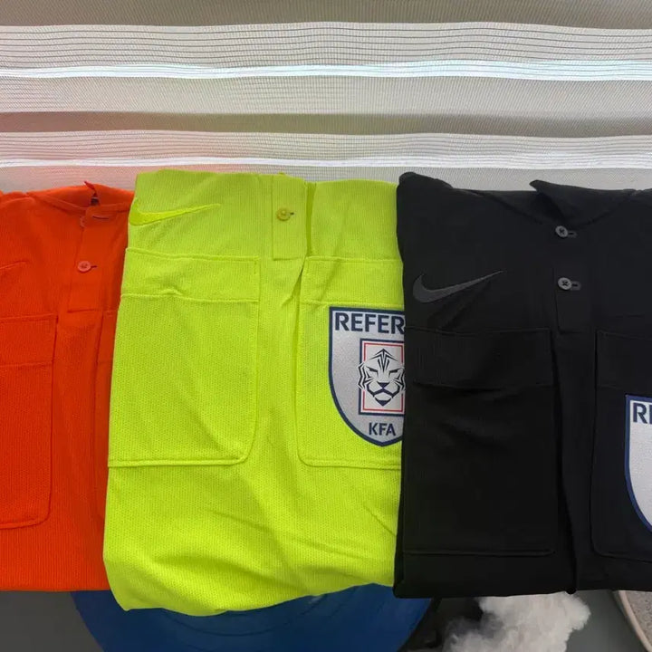 [BUNJANG] Nike Long Sleeve Soccer Referee Jersey Bundle (Used - 6 Tops) / 나이키 축구 심판복 긴팔 일괄 판매 (중고-상의 6벌)