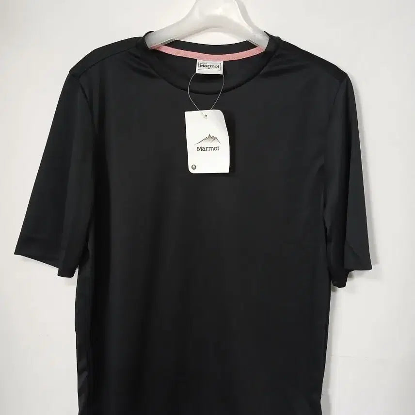 [BUNJANG] Marmot Functional Black Short Sleeve T-Shirt S (New) / 마모트 기능성 블랙 반팔티 90 S 새제품