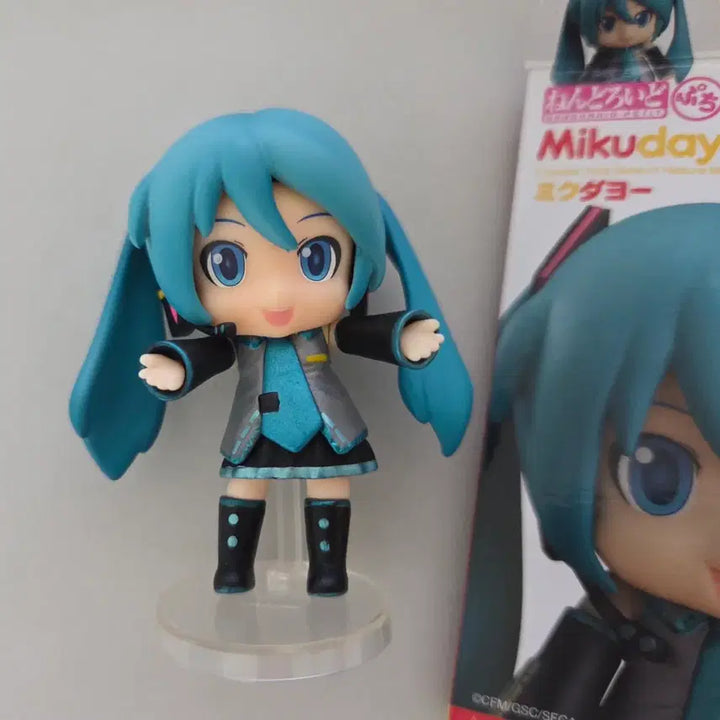 [BUNJANG] Hatsune Miku Nendoroid Puchi Mikudayo Figure / 하츠네 미쿠 넨도로이드 푸치 미쿠다요 고전 미소녀 피규어
