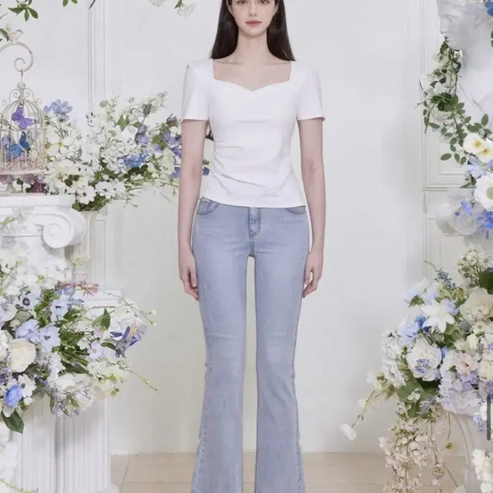 [BUNJANG] GraceU Cindy Heart Neck Shirring T-Shirt Short Sleeve White (New with Tags) / [ 새상품 ] 그레이스유 신디 하트넥 셔링 티셔츠 반팔 S 화이트