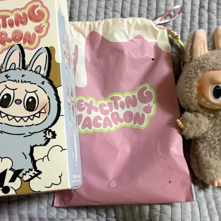 [BUNJANG] POP MART Labubu Tasty Macaron Series Plush Toy / [단순개봉품] 팝마트 라부부 테이스티 마카롱 페이스 인형 시리즈