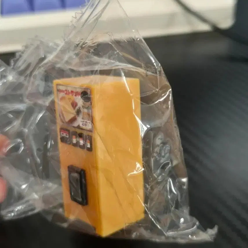 [BUNJANG] Japanese Gachapon Mini Toast Vending Machine / 일본가챠 토스트 미니 자판기 미개봉