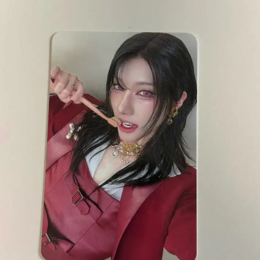 [BUNJANG] 1st Look Louis Yangchi ver. POB Photocard / 엑스러브 루이 미공포 양치 ver.