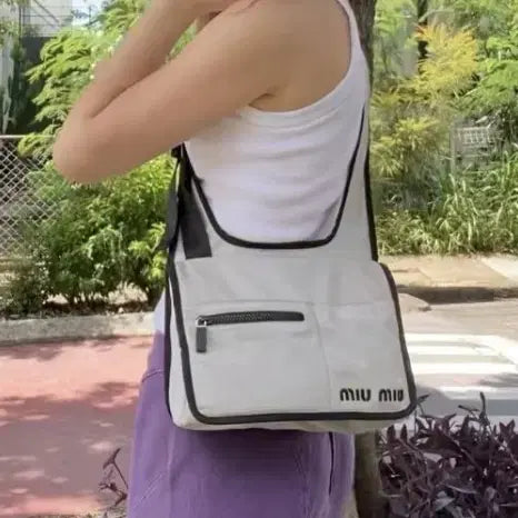 [BUNJANG] Miu Miu Black Mesh Nylon Crossbody Bag / MIU MIU / 빈티지 미우미우 테크니컬 블랙 메쉬 나일론 크로스바디백