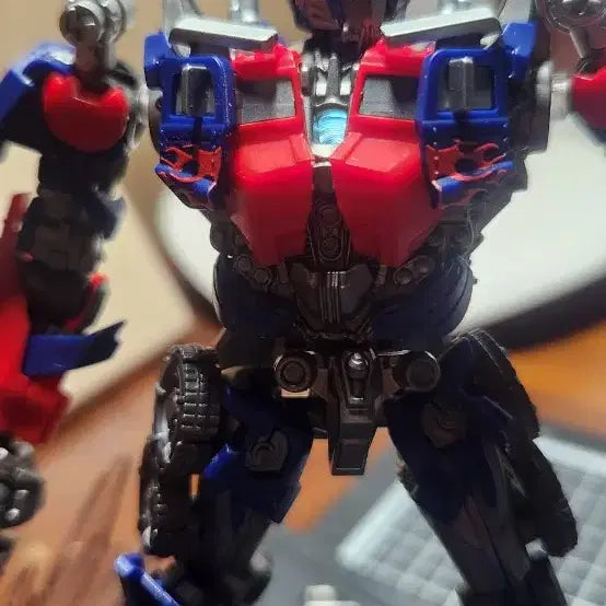 [BUNJANG] Blocky Transformers Optimus Prime (Pre-Assembled) / 블로키 트랜스포머 옵티머스 프라임 가조립