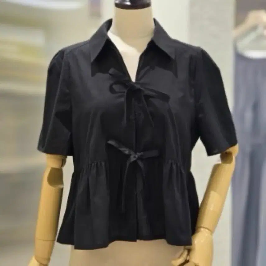 [BUNJANG] Bernice Ribbon Detail Blouse / 베르니스 리본디테일 블라우스 36