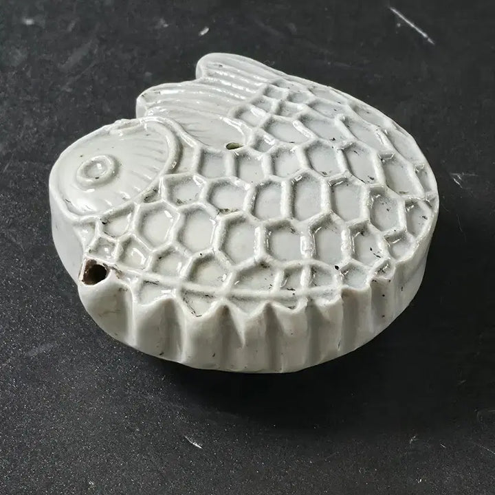 [BUNJANG] Joseon Dynasty White Porcelain Carp Inkstone / 조선시대 백자 잉어연적