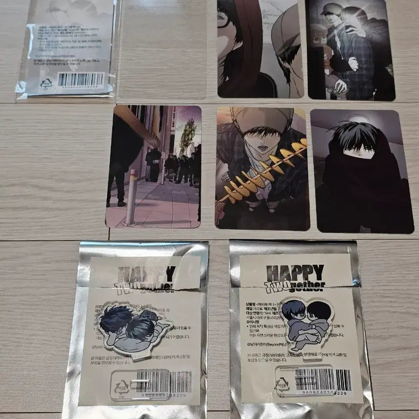 [BUNJANG] Happy Together Beoncafe WeGram Photocard Set + 2 Mini Standees Bundle Set / (일괄) 해피투게더 비온카페 위그램 포토카드 세트+미니 스탠드 2종