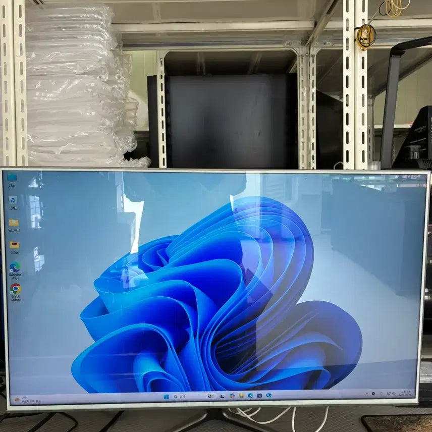 [BUNJANG] 32-inch 240Hz Gaming Monitor / 32인치 240Hz 게이밍 모니터