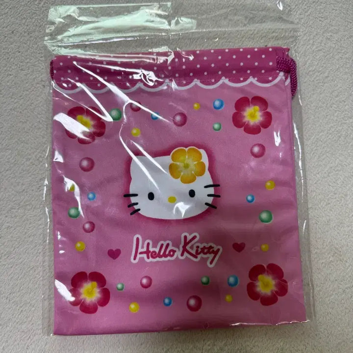 [SOLD OUT] 헬로키티 복조리 파우치 미개봉 새상품 판매중