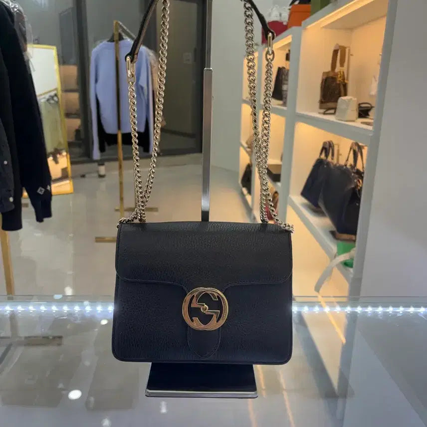 [BUNJANG] Gucci Interlocking Chain Bag / [정품] 구찌 인터로킹 체인 백