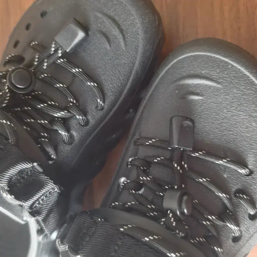 [BUNJANG] Custom Crocs Shoes / 크록스 커스텀 신발