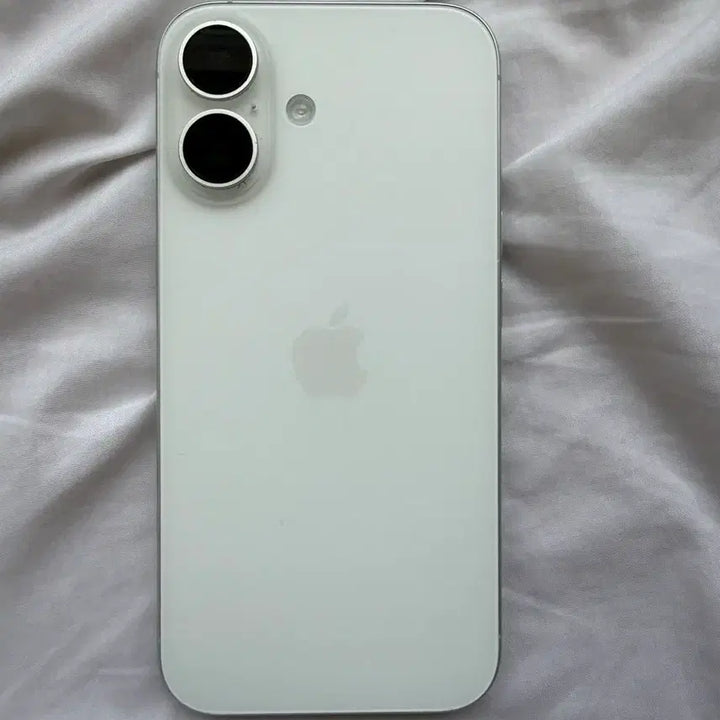 [BUNJANG] Apple iPhone 16 White 128GB / 아이폰16화이트128GB