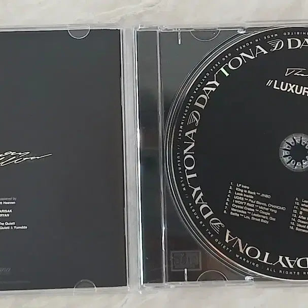 [SOLD OUT] 더콰이엇 Luxury Flow